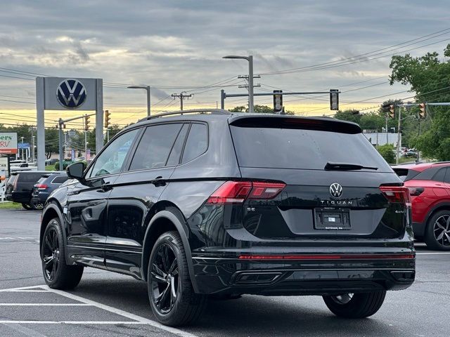 2024 Volkswagen Tiguan/Taos SE R-Line Black