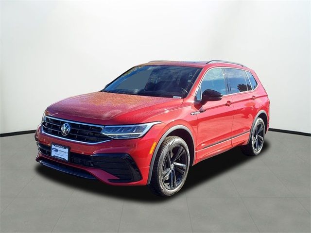 2024 Volkswagen Tiguan SE R-Line Black