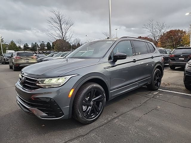 2024 Volkswagen Tiguan SE R-Line Black