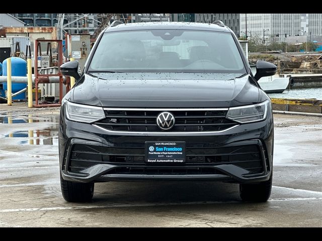 2024 Volkswagen Tiguan SE R-Line Black