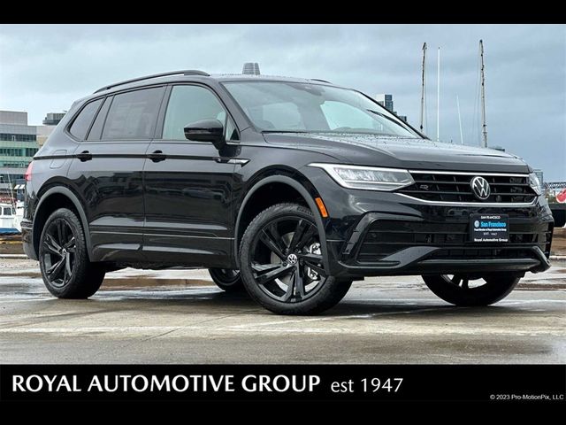 2024 Volkswagen Tiguan SE R-Line Black