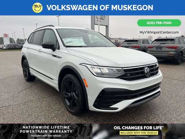 2024 Volkswagen Tiguan SE R-Line Black