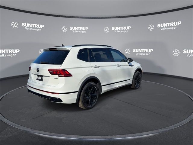 2024 Volkswagen Tiguan SE R-Line Black