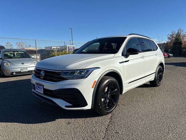 2024 Volkswagen Tiguan SE R-Line Black