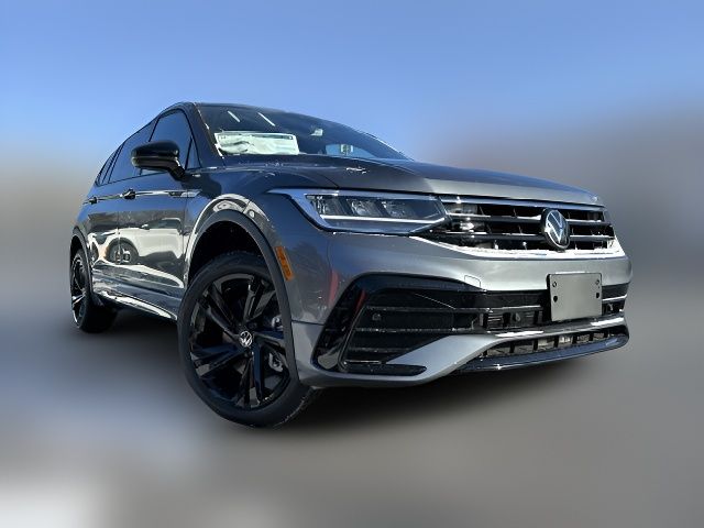 2024 Volkswagen Tiguan SE R-Line Black