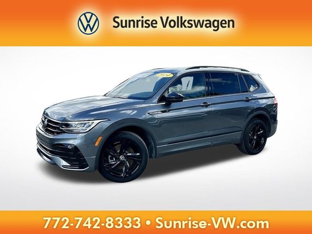 2024 Volkswagen Tiguan SE R-Line Black