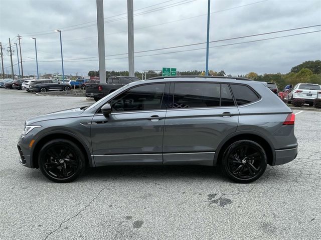 2024 Volkswagen Tiguan SE R-Line Black