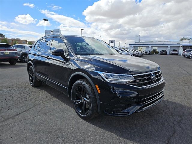 2024 Volkswagen Tiguan SE R-Line Black