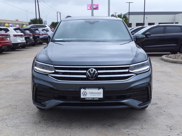 2024 Volkswagen Tiguan SE R-Line Black