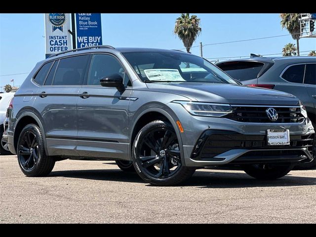 2024 Volkswagen Tiguan SE R-Line Black