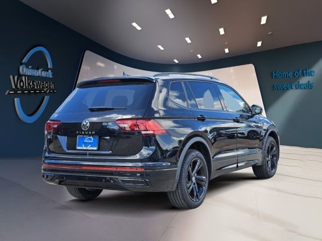 2024 Volkswagen Tiguan SE R-Line Black