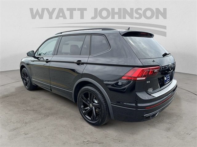 2024 Volkswagen Tiguan SE R-Line Black