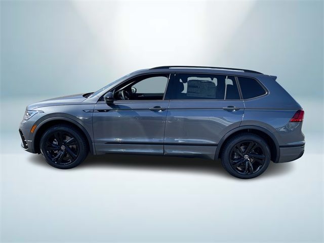 2024 Volkswagen Tiguan/Taos SE R-Line Black