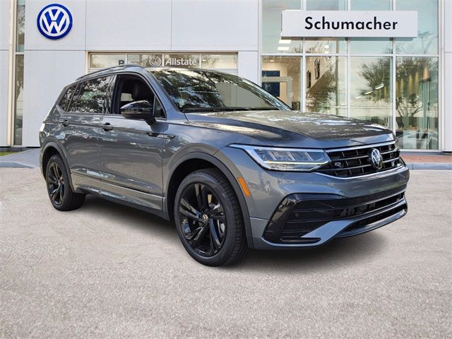 2024 Volkswagen Tiguan SE R-Line Black