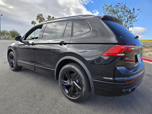 2024 Volkswagen Tiguan/Taos SE R-Line Black