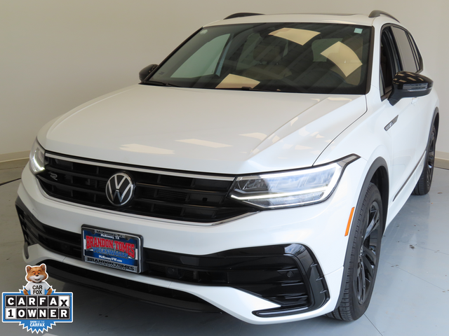 2024 Volkswagen Tiguan SE R-Line Black