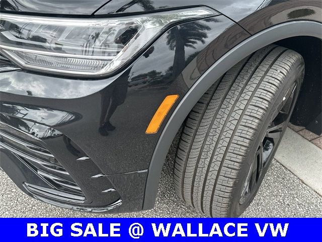 2024 Volkswagen Tiguan SE R-Line Black