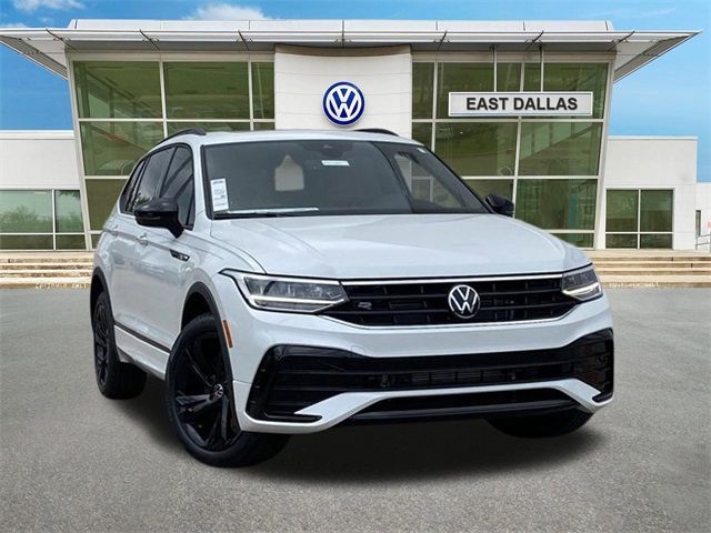 2024 Volkswagen Tiguan SE R-Line Black