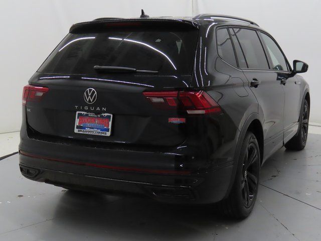 2024 Volkswagen Tiguan SE R-Line Black