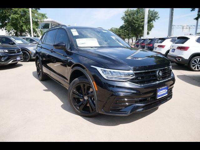 2024 Volkswagen Tiguan SE R-Line Black