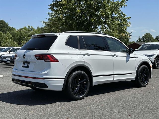 2024 Volkswagen Tiguan SE R-Line Black