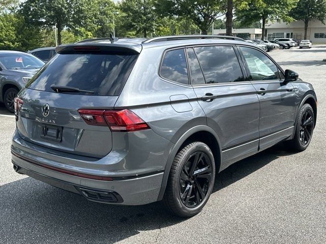 2024 Volkswagen Tiguan SE R-Line Black