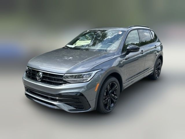 2024 Volkswagen Tiguan SE R-Line Black