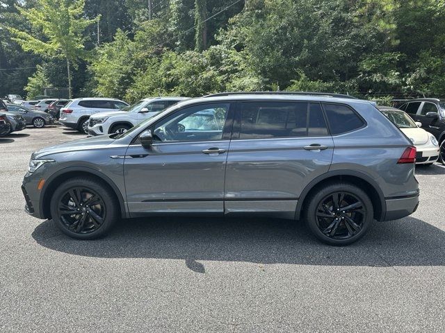 2024 Volkswagen Tiguan SE R-Line Black