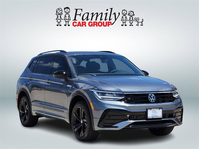 2024 Volkswagen Tiguan SE R-Line Black