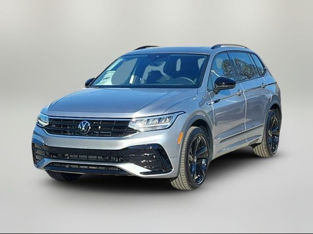 2024 Volkswagen Tiguan SE R-Line Black