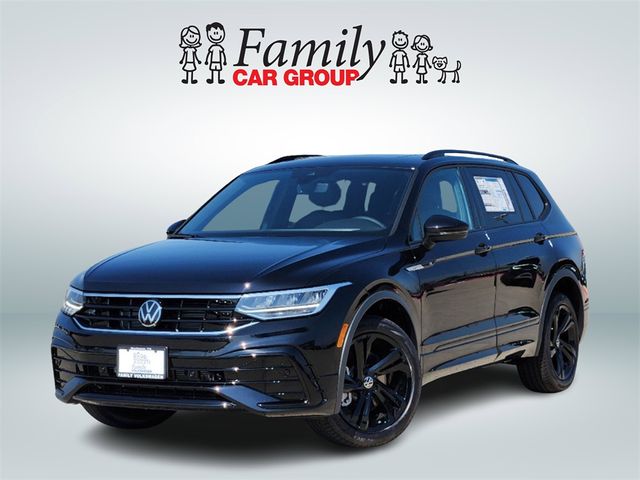 2024 Volkswagen Tiguan SE R-Line Black