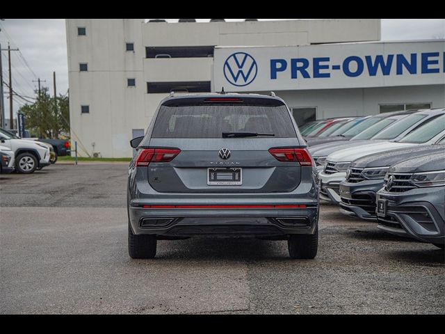 2024 Volkswagen Tiguan SE R-Line Black