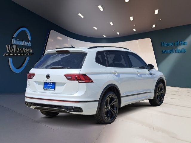 2024 Volkswagen Tiguan SE R-Line Black