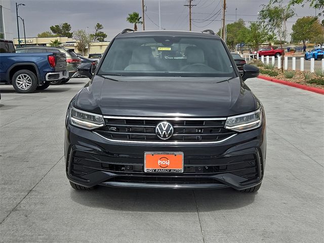 2024 Volkswagen Tiguan/Taos SE R-Line Black