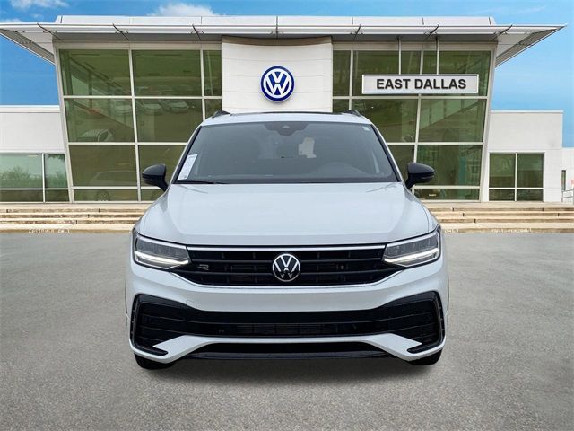 2024 Volkswagen Tiguan/Taos SE R-Line Black