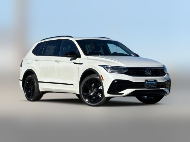 2024 Volkswagen Tiguan SE R-Line Black