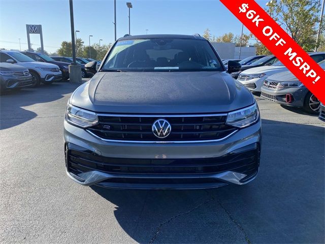 2024 Volkswagen Tiguan SE R-Line Black