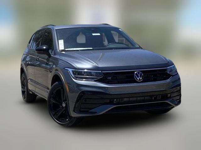 2024 Volkswagen Tiguan SE R-Line Black