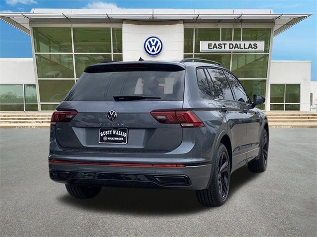 2024 Volkswagen Tiguan SE R-Line Black