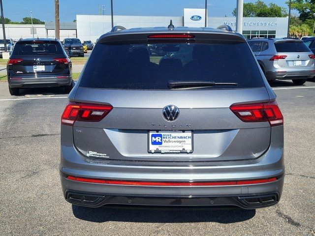 2024 Volkswagen Tiguan SE R-Line Black