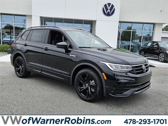 2024 Volkswagen Tiguan SE R-Line Black