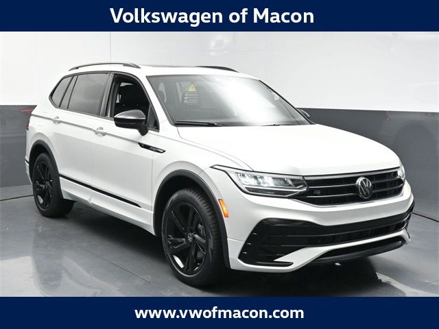 2024 Volkswagen Tiguan SE R-Line Black