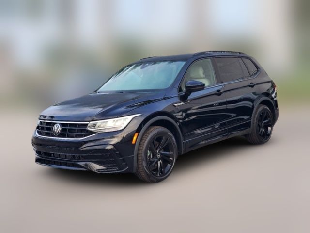 2024 Volkswagen Tiguan SE R-Line Black