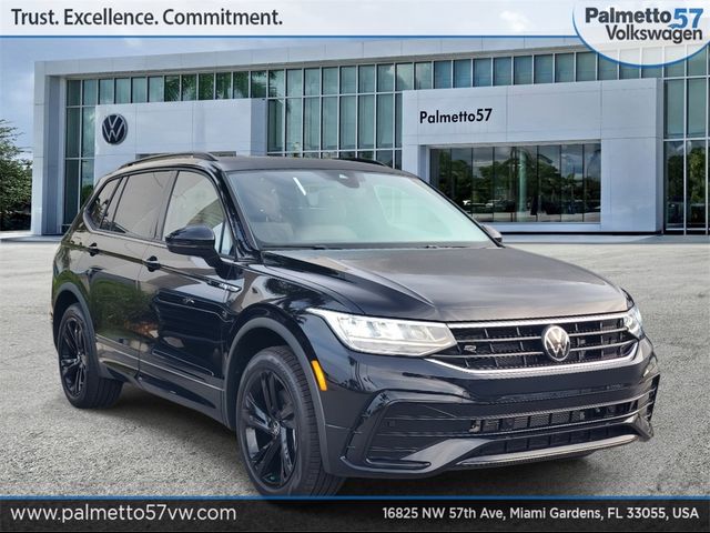 2024 Volkswagen Tiguan SE R-Line Black