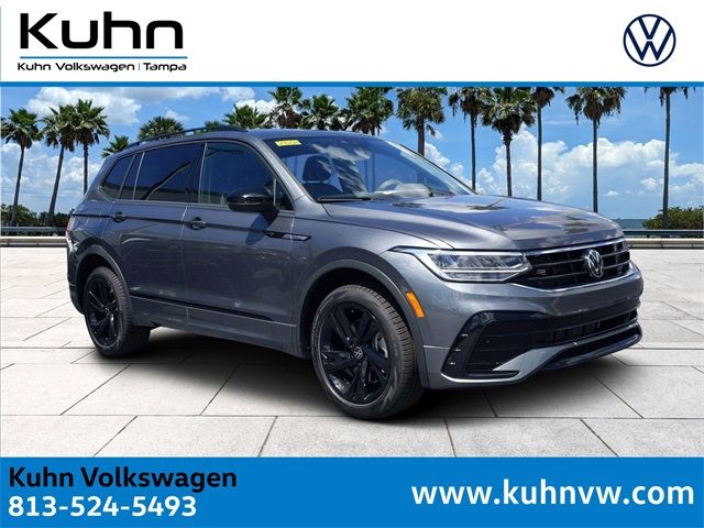 2024 Volkswagen Tiguan SE R-Line Black