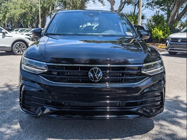 2024 Volkswagen Tiguan SE R-Line Black