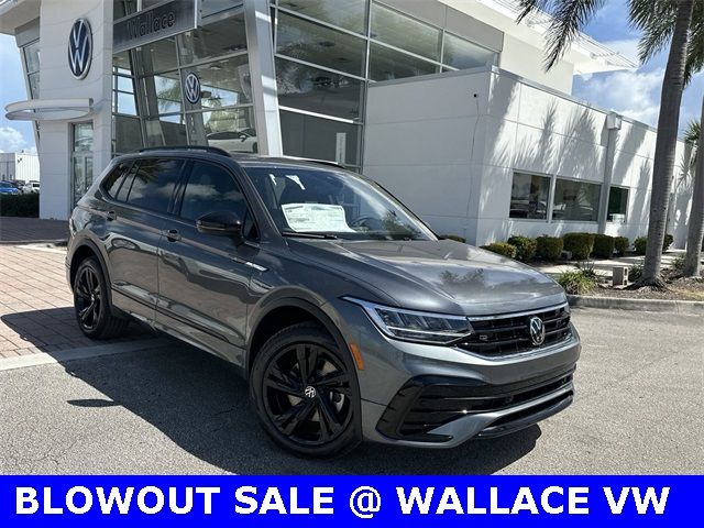 2024 Volkswagen Tiguan SE R-Line Black