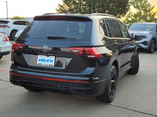 2024 Volkswagen Tiguan SE R-Line Black