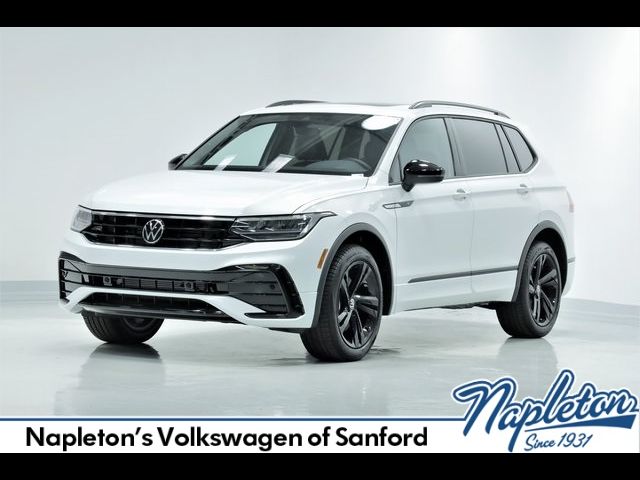 2024 Volkswagen Tiguan SE R-Line Black