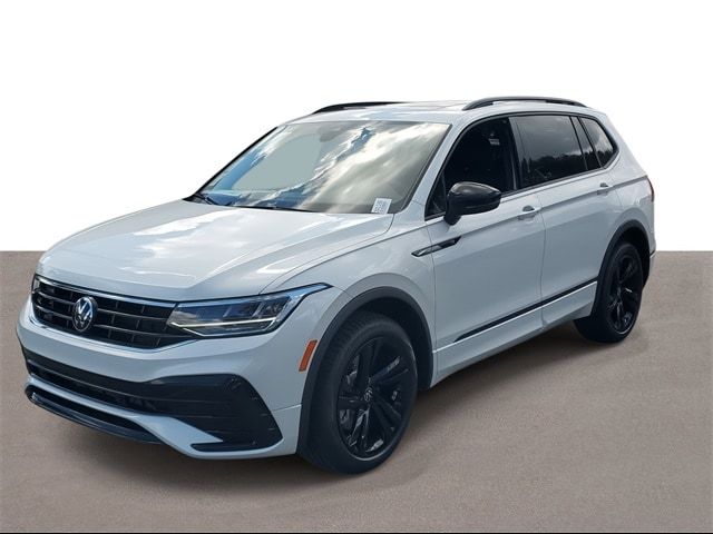 2024 Volkswagen Tiguan SE R-Line Black